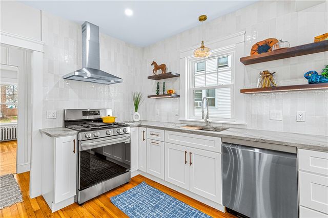 11 Nelson Street, Providence, RI 02908