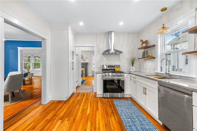 11 Nelson Street, Providence, RI 02908