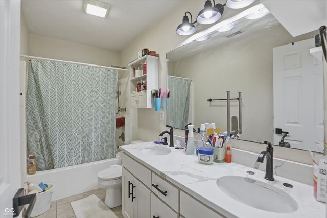 14466 Baldwin Lane, Carmel, IN 46032