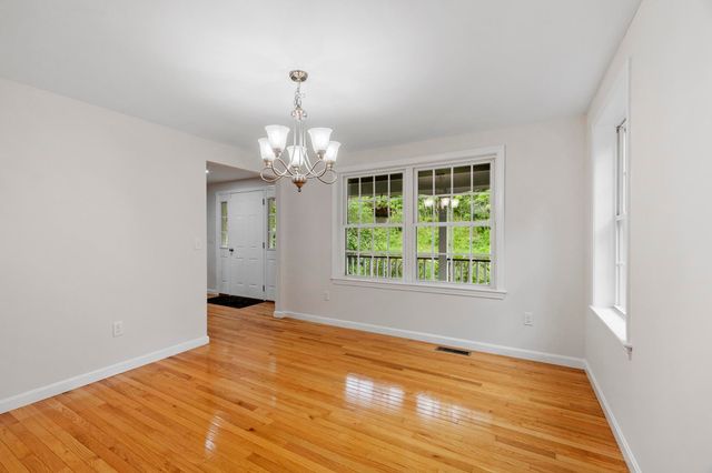 29 Cider Street, Epping, NH 03042