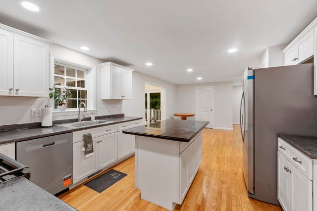 29 Cider Street, Epping, NH 03042