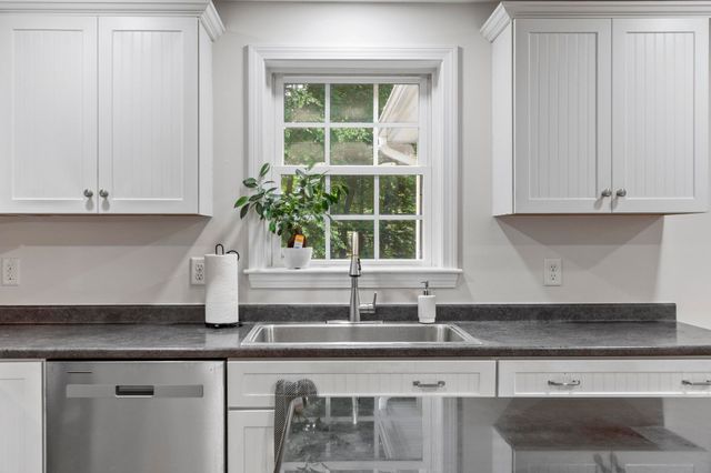 29 Cider Street, Epping, NH 03042