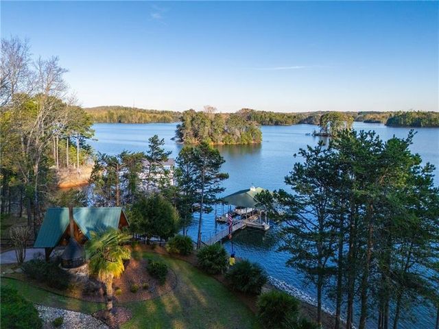 3406 Thunder Point, Gainesville, GA 30506