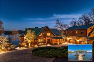 3406 Thunder Point, Gainesville, GA 30506