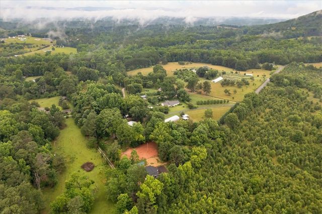 174 Holliday Road, Six Mile, SC 29682