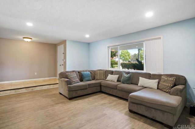4166 Balboa Way, San Diego, CA 92117