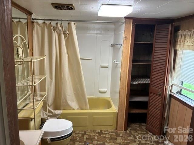 1526 Bills Creek Road, Lake Lure, NC 28746