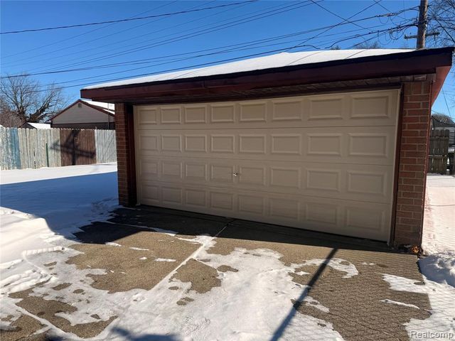 33328 Cheryl Street, Clinton Township, MI 48035