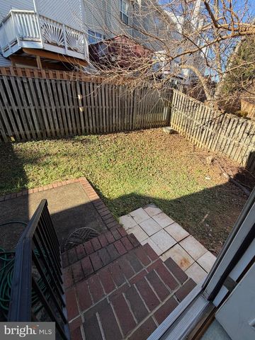 9068 FALCON GLEN CT, Bristow, VA 20136