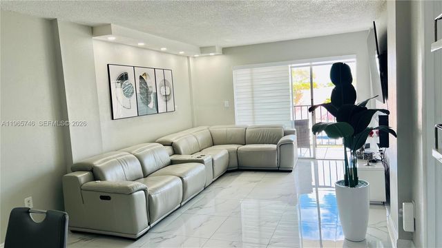 14250 SW 62nd St 319, Miami, FL 33183