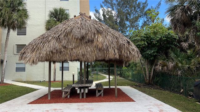 14250 SW 62nd St 319, Miami, FL 33183