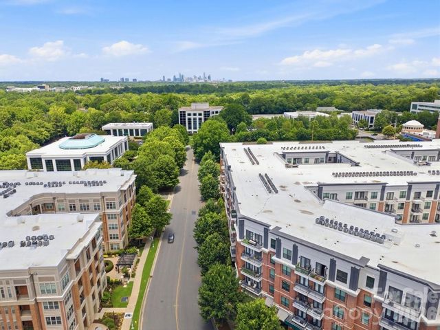 4620 Piedmont Row Drive 714, Charlotte, NC 28210