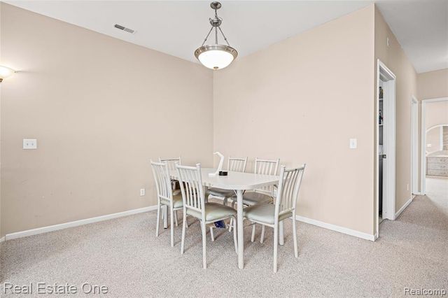 40442 Bay Harbor Lane, Canton, MI 48188