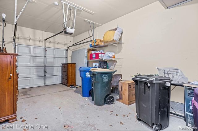 40442 Bay Harbor Lane, Canton, MI 48188