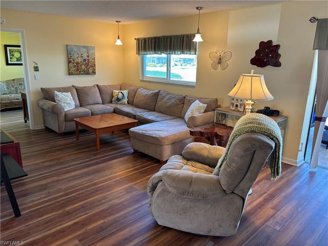 1515 Edgewater CIR, Fort Myers, FL 33919