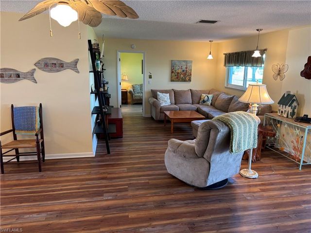 1515 Edgewater CIR, Fort Myers, FL 33919