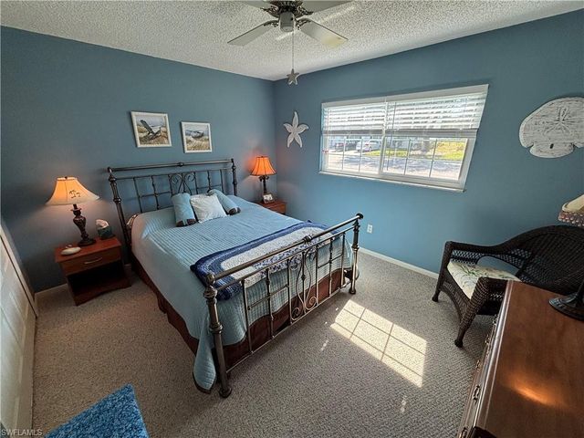 1515 Edgewater CIR, Fort Myers, FL 33919