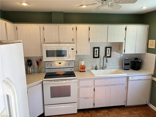 1515 Edgewater CIR, Fort Myers, FL 33919