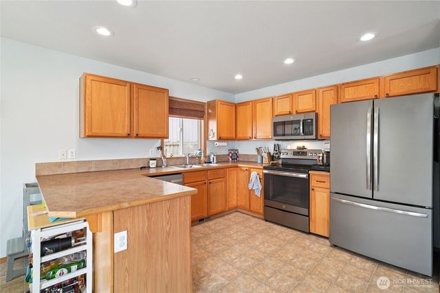 14921 Mountain View Court SE, Yelm, WA 98597