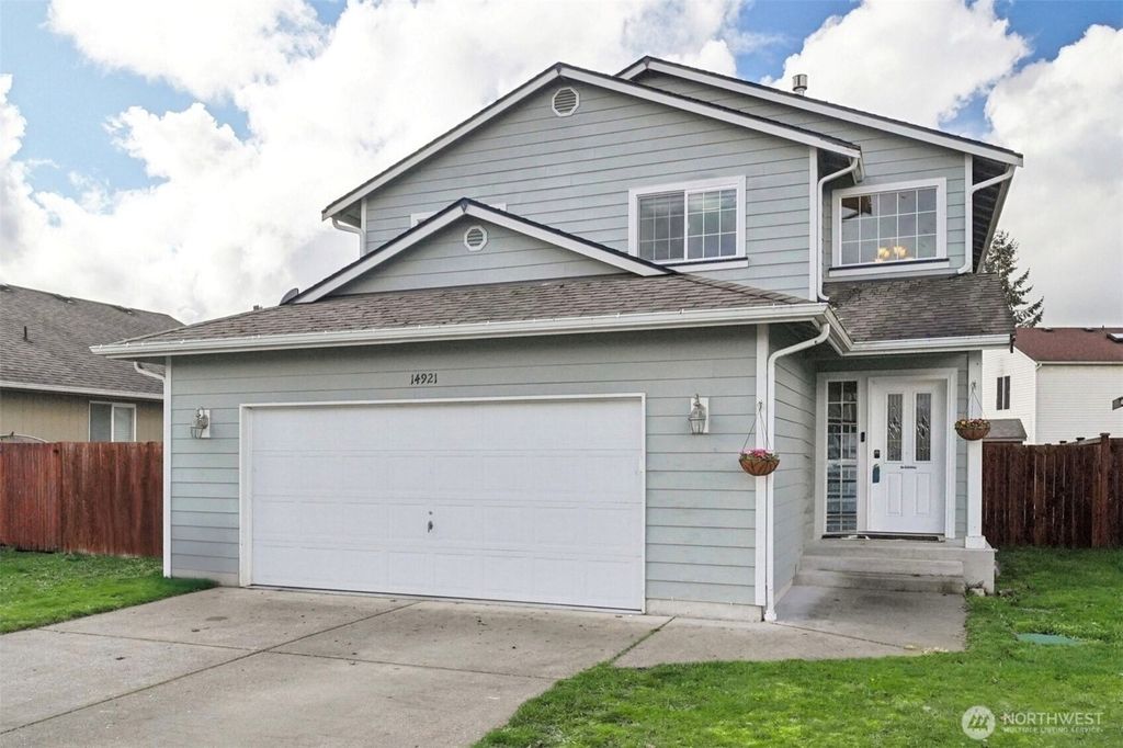 14921 Mountain View Court SE, Yelm, WA 98597