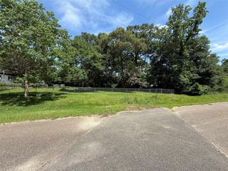 lot 4 Honeysuckle Lane, Magnolia, TX 77354