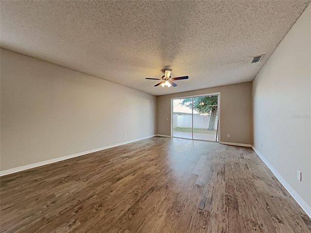 716 KNOLLWOOD DRIVE, Davenport, FL 33837