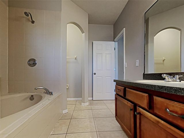 716 KNOLLWOOD DRIVE, Davenport, FL 33837