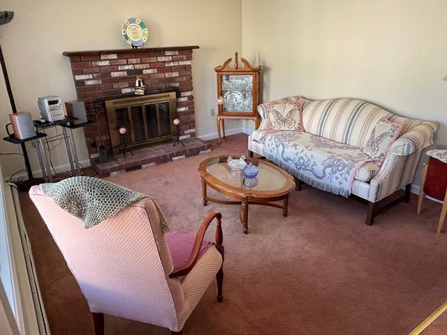 1896 River St, Boston, MA 02136