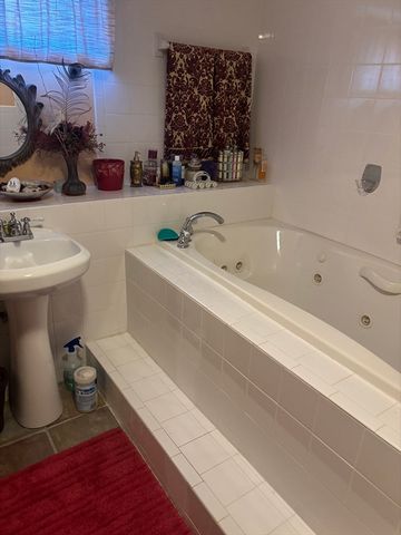 1896 River St, Boston, MA 02136