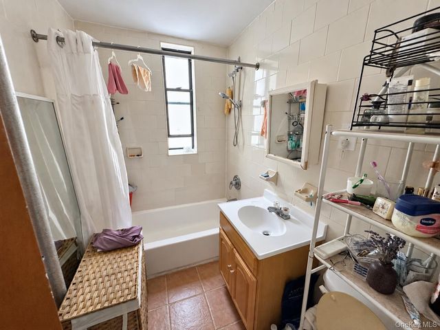 2137 E 14th Street, Brooklyn, NY 11229