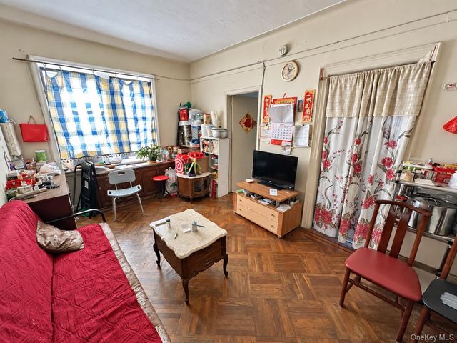 2137 E 14th Street, Brooklyn, NY 11229