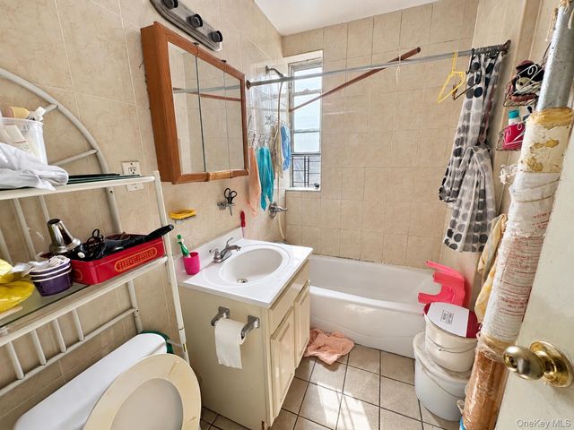2137 E 14th Street, Brooklyn, NY 11229