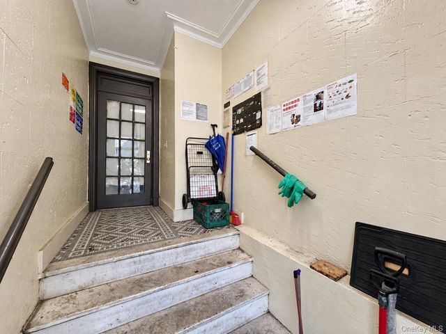 2137 E 14th Street, Brooklyn, NY 11229