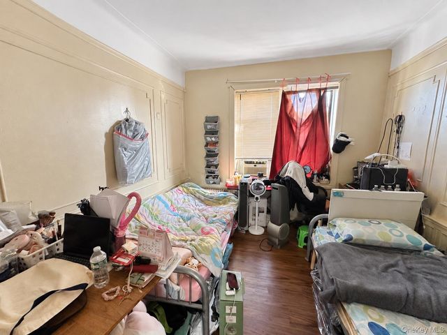 2137 E 14th Street, Brooklyn, NY 11229