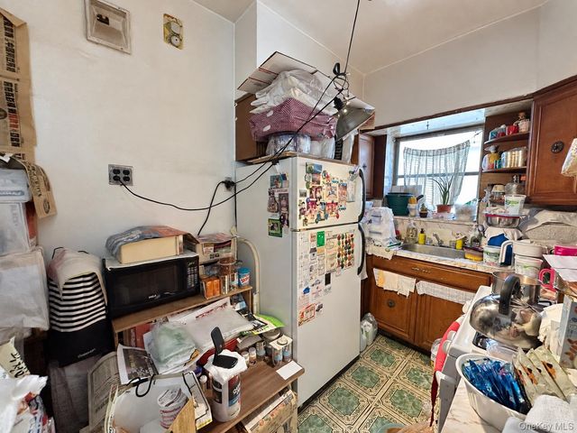 2137 E 14th Street, Brooklyn, NY 11229