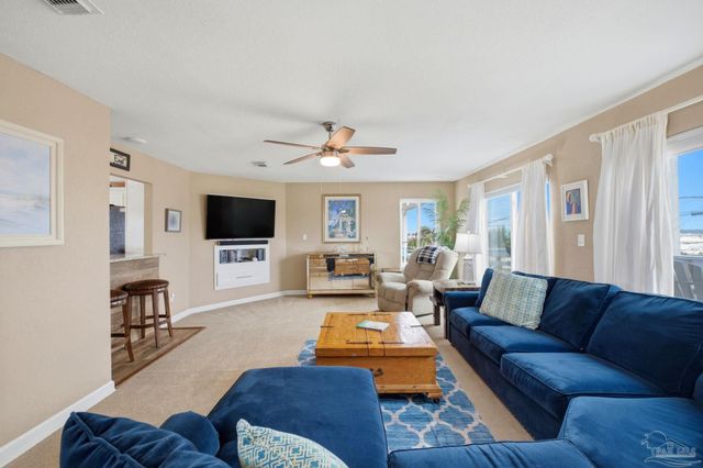 7877 White Sands Blvd, Navarre Beach, FL 32566