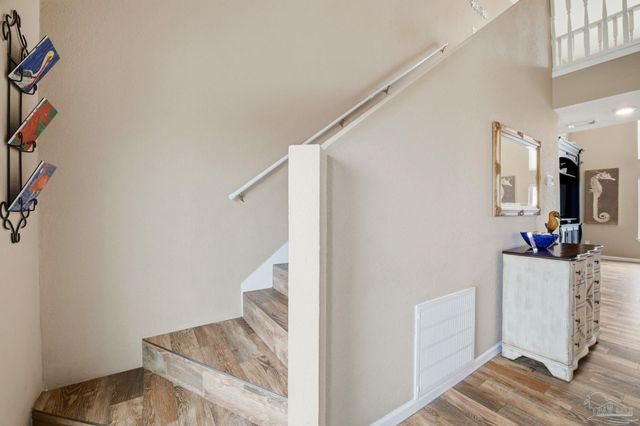 7877 White Sands Blvd, Navarre Beach, FL 32566