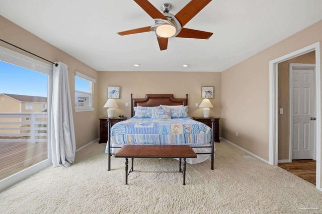 7877 White Sands Blvd, Navarre Beach, FL 32566