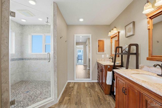 7877 White Sands Blvd, Navarre Beach, FL 32566