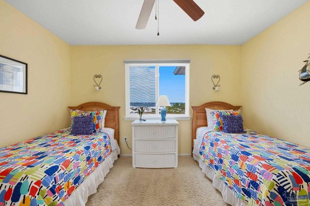 7877 White Sands Blvd, Navarre Beach, FL 32566