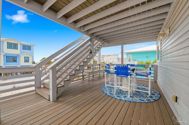 7877 White Sands Blvd, Navarre Beach, FL 32566