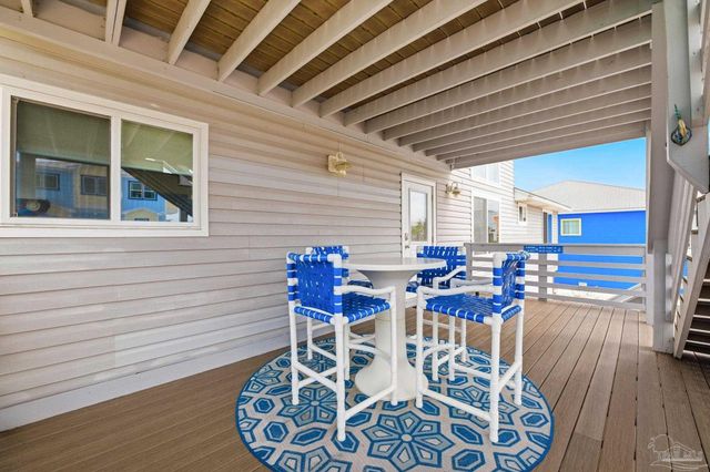 7877 White Sands Blvd, Navarre Beach, FL 32566