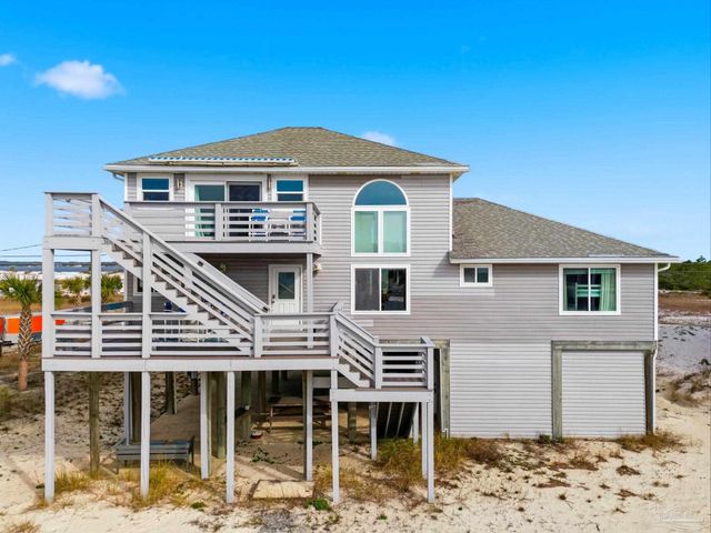 7877 White Sands Blvd, Navarre Beach, FL 32566