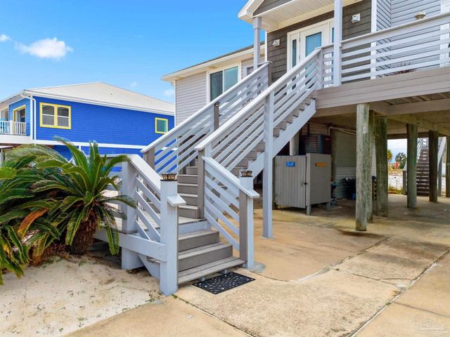 7877 White Sands Blvd, Navarre Beach, FL 32566