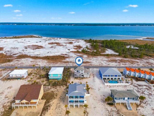 7877 White Sands Blvd, Navarre Beach, FL 32566
