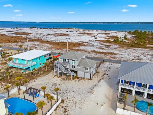 7877 White Sands Blvd, Navarre Beach, FL 32566