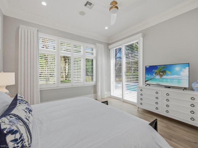 15647 Villoresi WAY, Naples, FL 34110