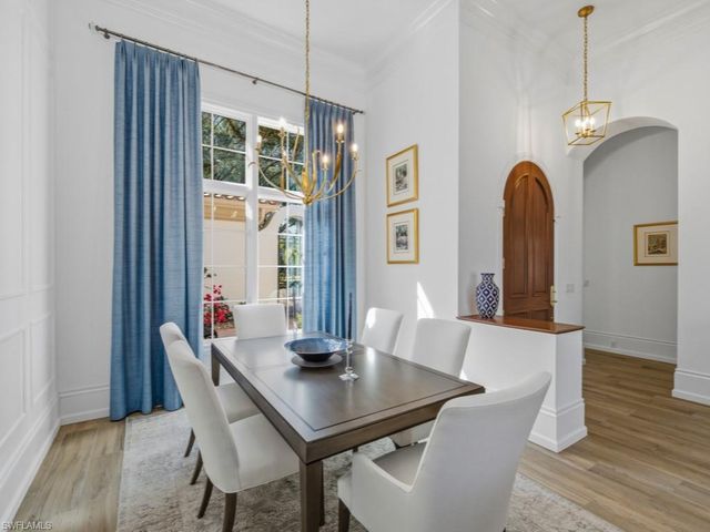 15647 Villoresi WAY, Naples, FL 34110