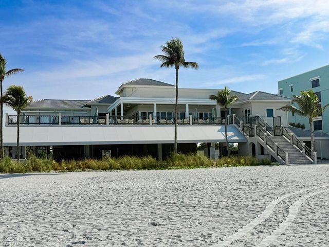 15647 Villoresi WAY, Naples, FL 34110