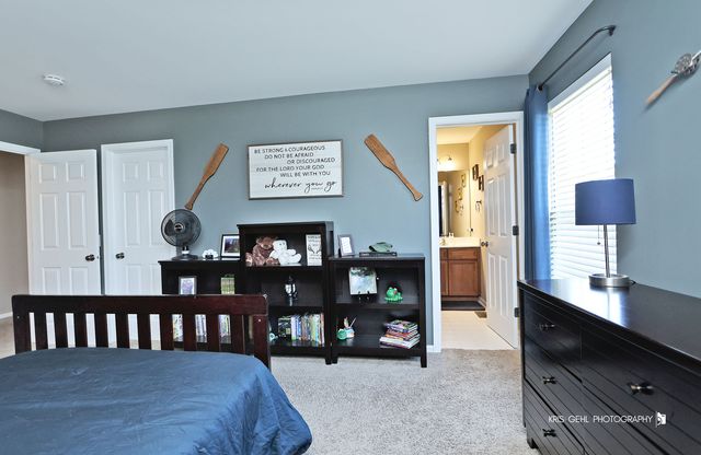 60 Arden Lane, Round Lake, IL 60073